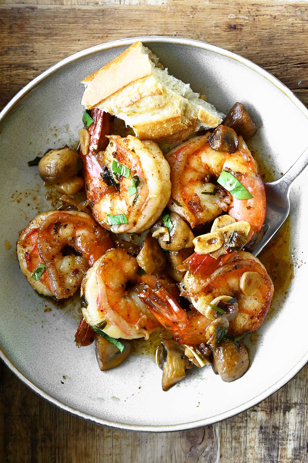 shrimp with garlic sautéed mushrooms