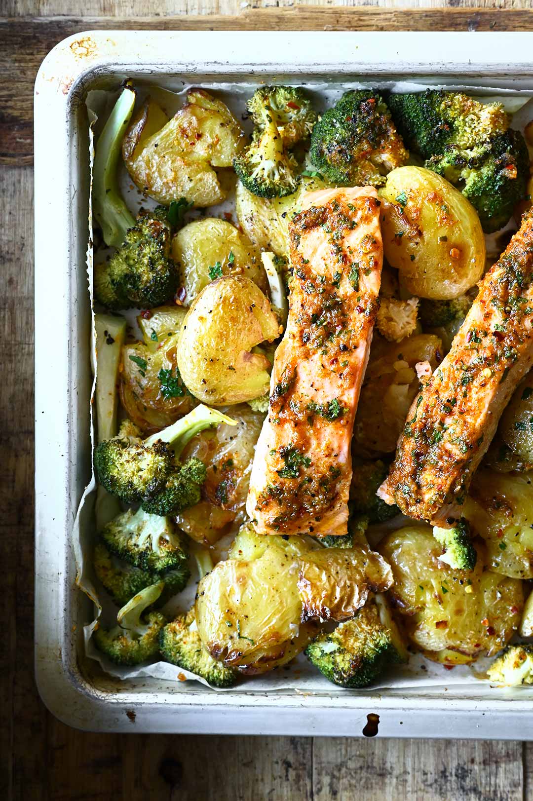 honey garlic salmon and potato bake