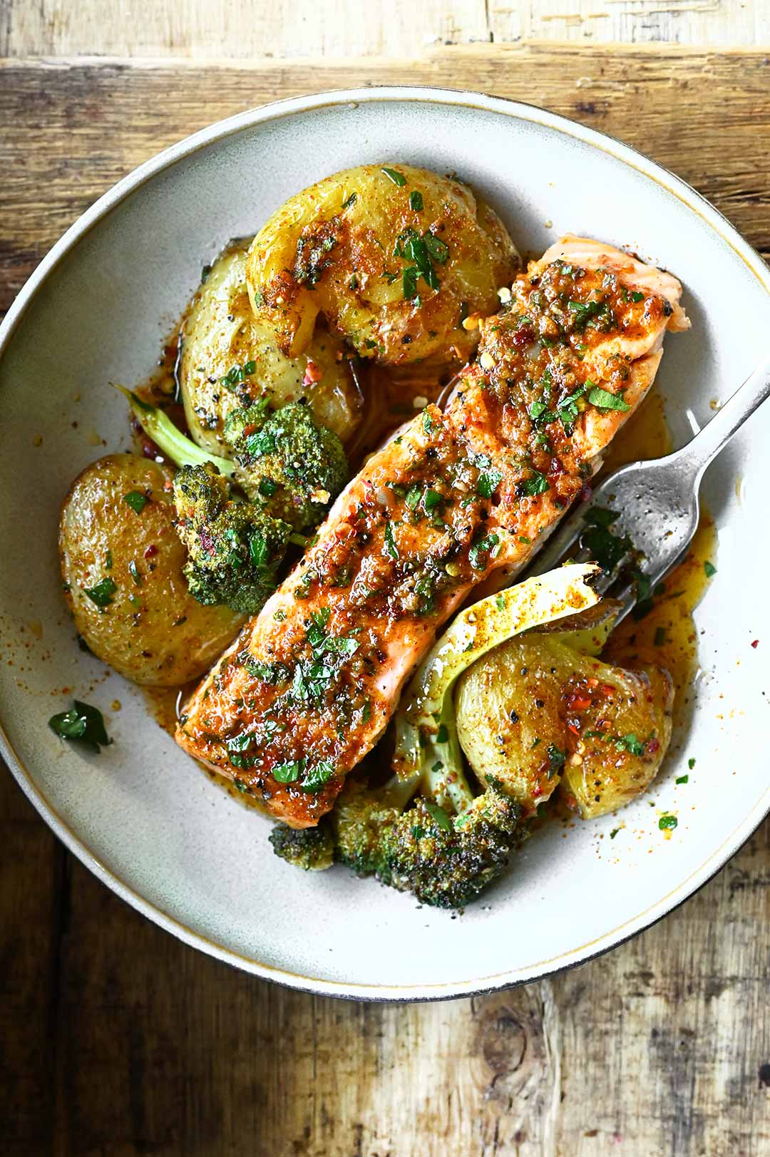 honey garlic salmon and potato bake