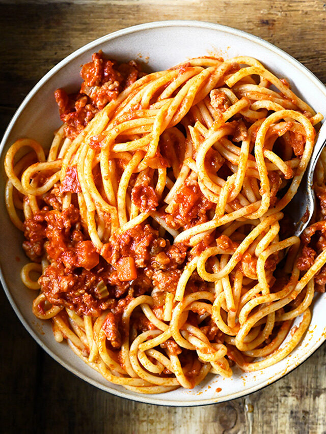 The Best Spicy Spaghetti Bolognese