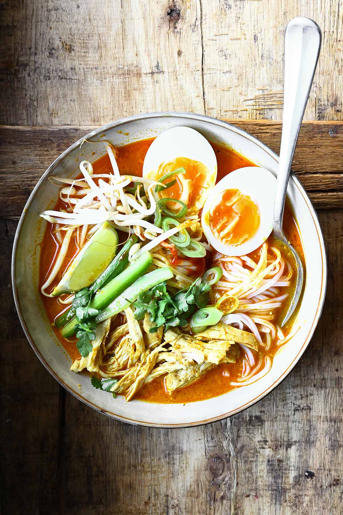 easy laksa with shredded chicken