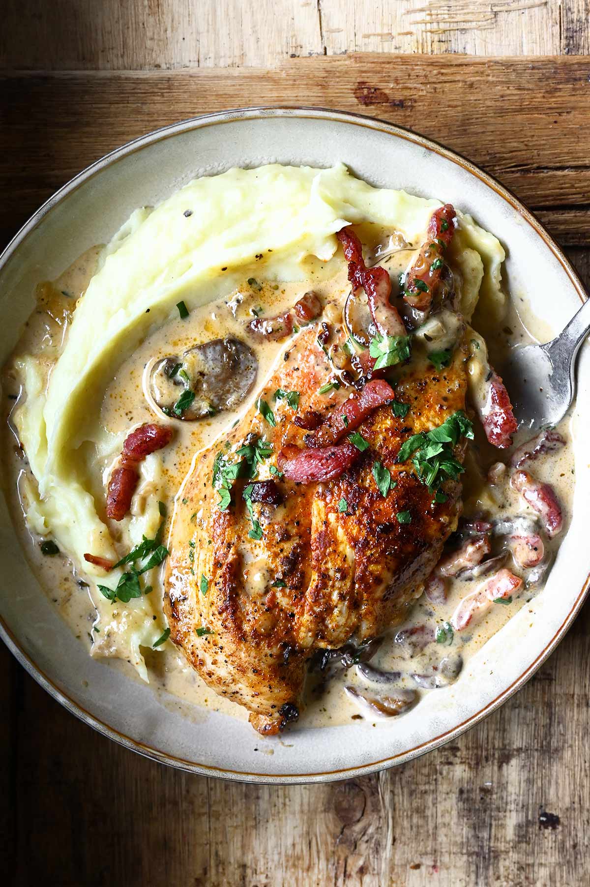 garlic mushroom chicken with bacon