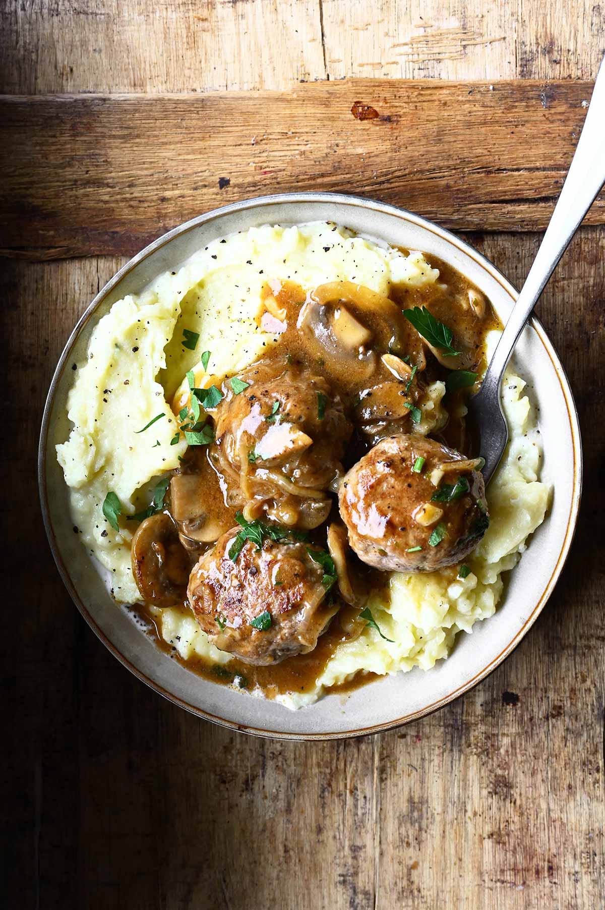 salisbury steak meatballs with mushroom gravy