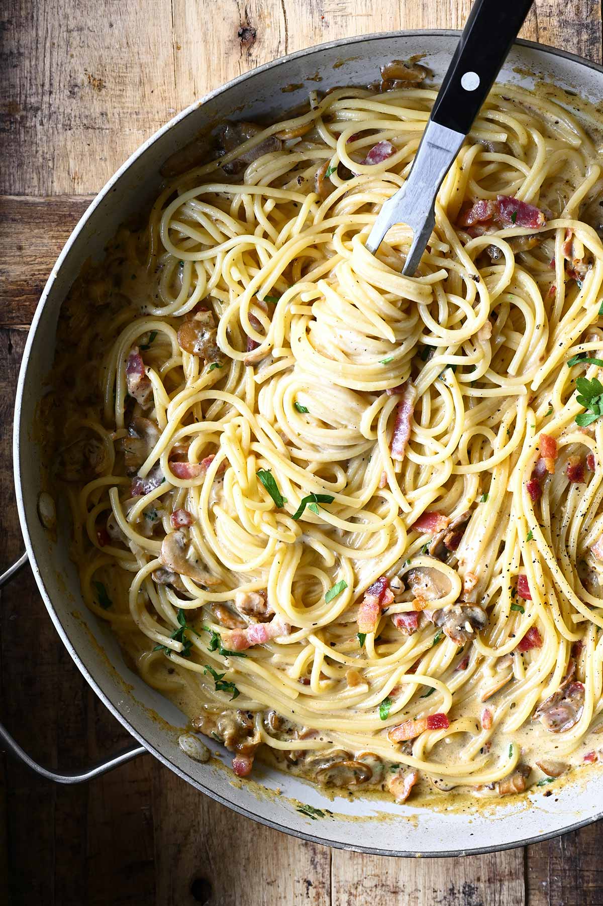 creamy mushroom and bacon pasta