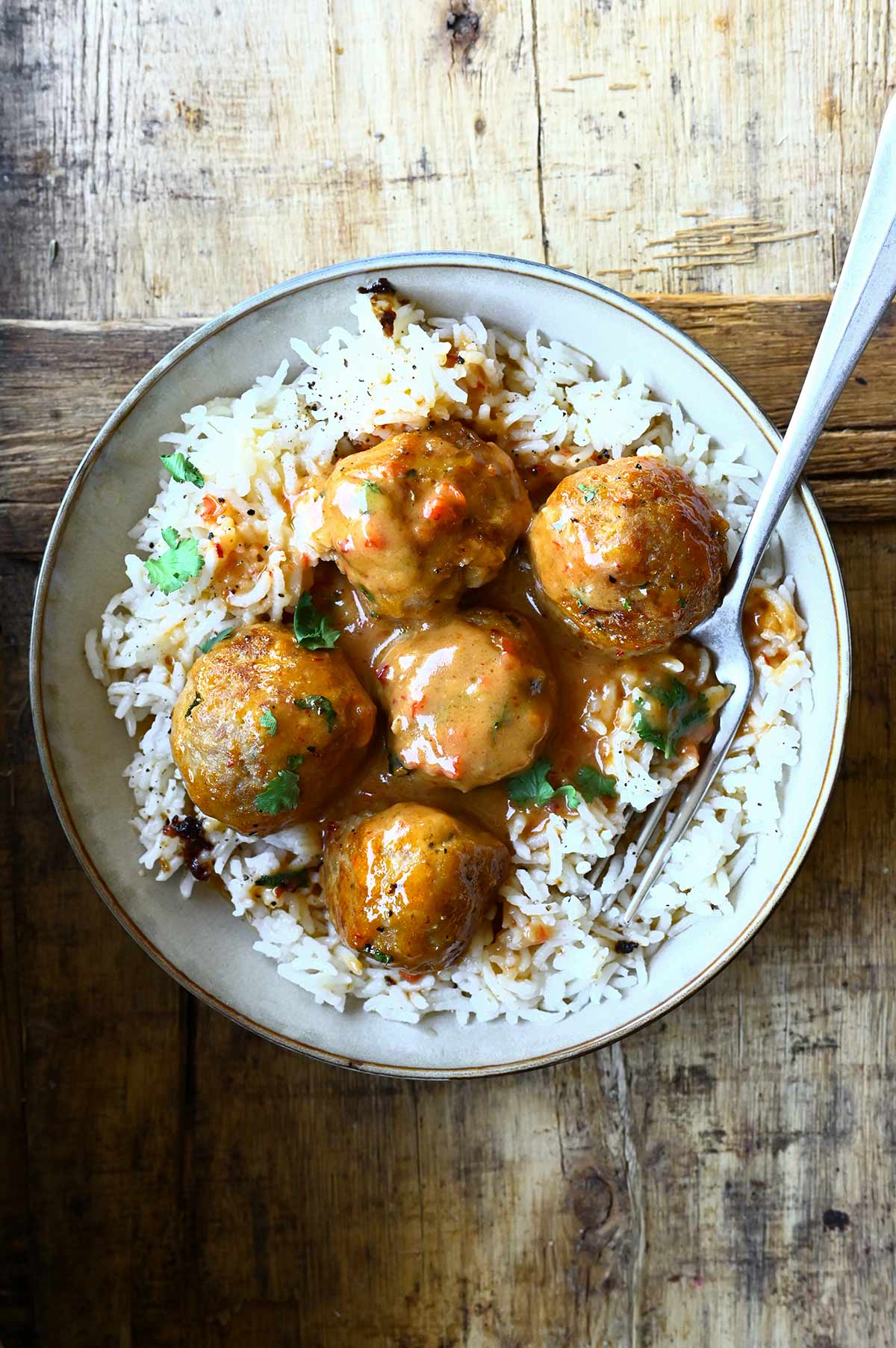 creamy sweet chili chicken meatballs