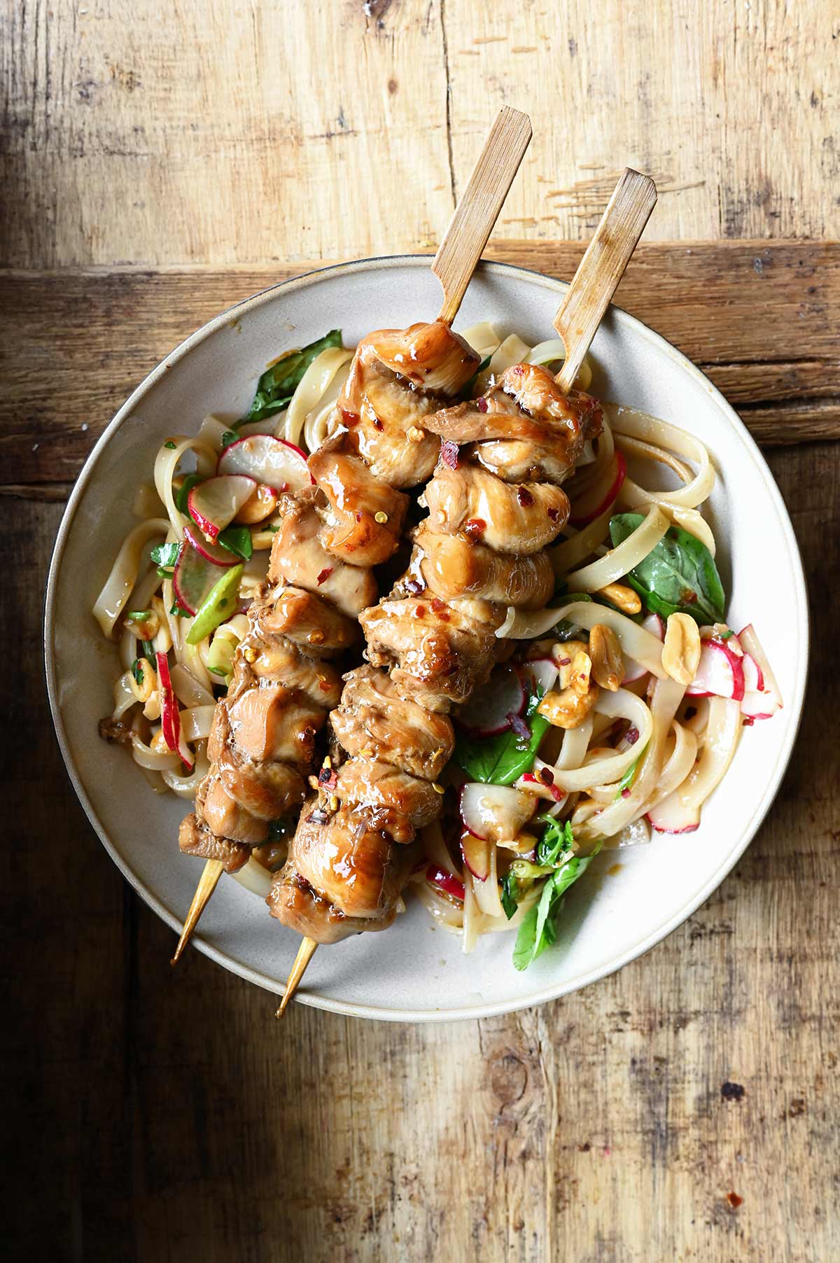 pad thai chicken skewer salad