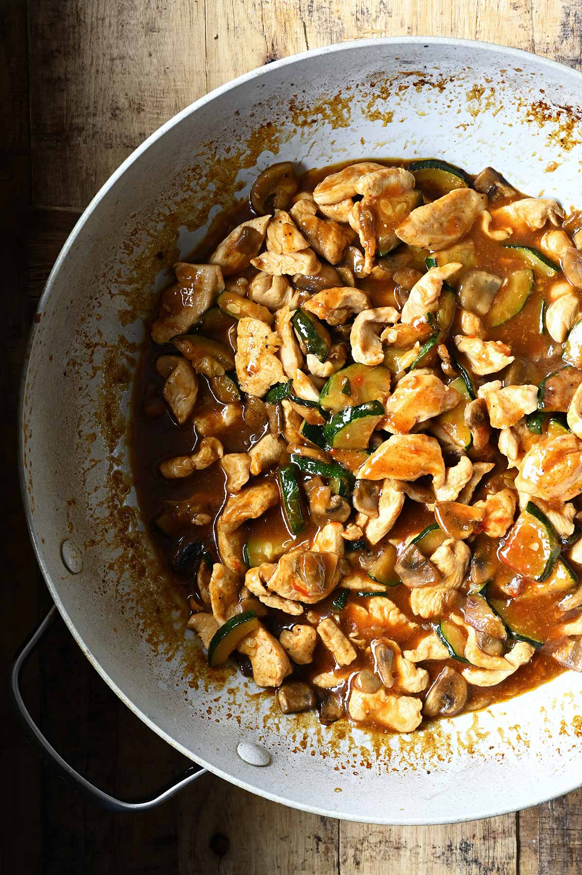 spicy chicken zucchini stir-fry