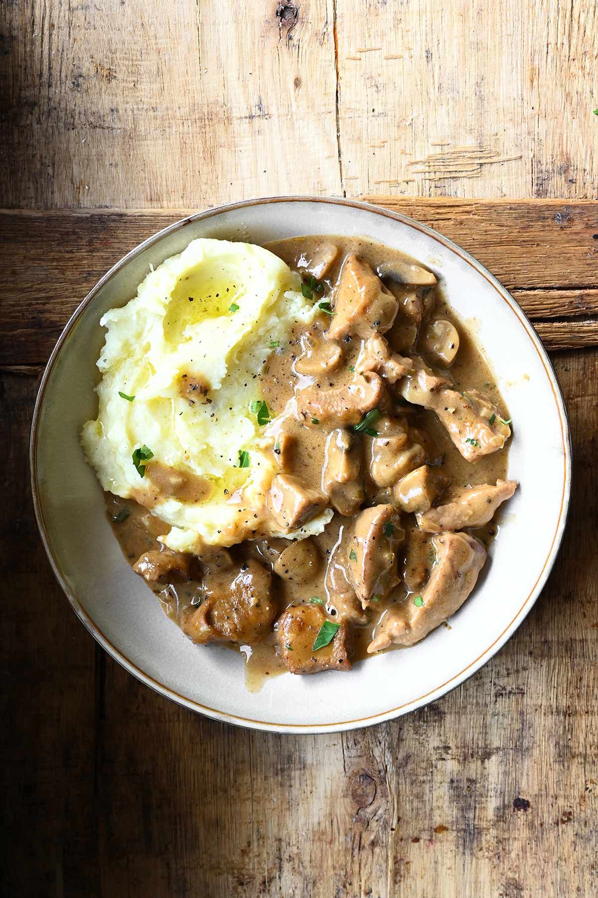 easy pork and mushroom stew