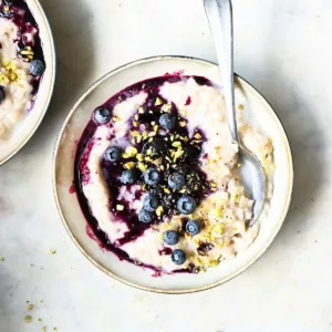 coconut rice pudding with blueberries
