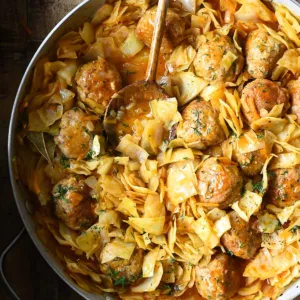 fried cabbage with chicken meatballs