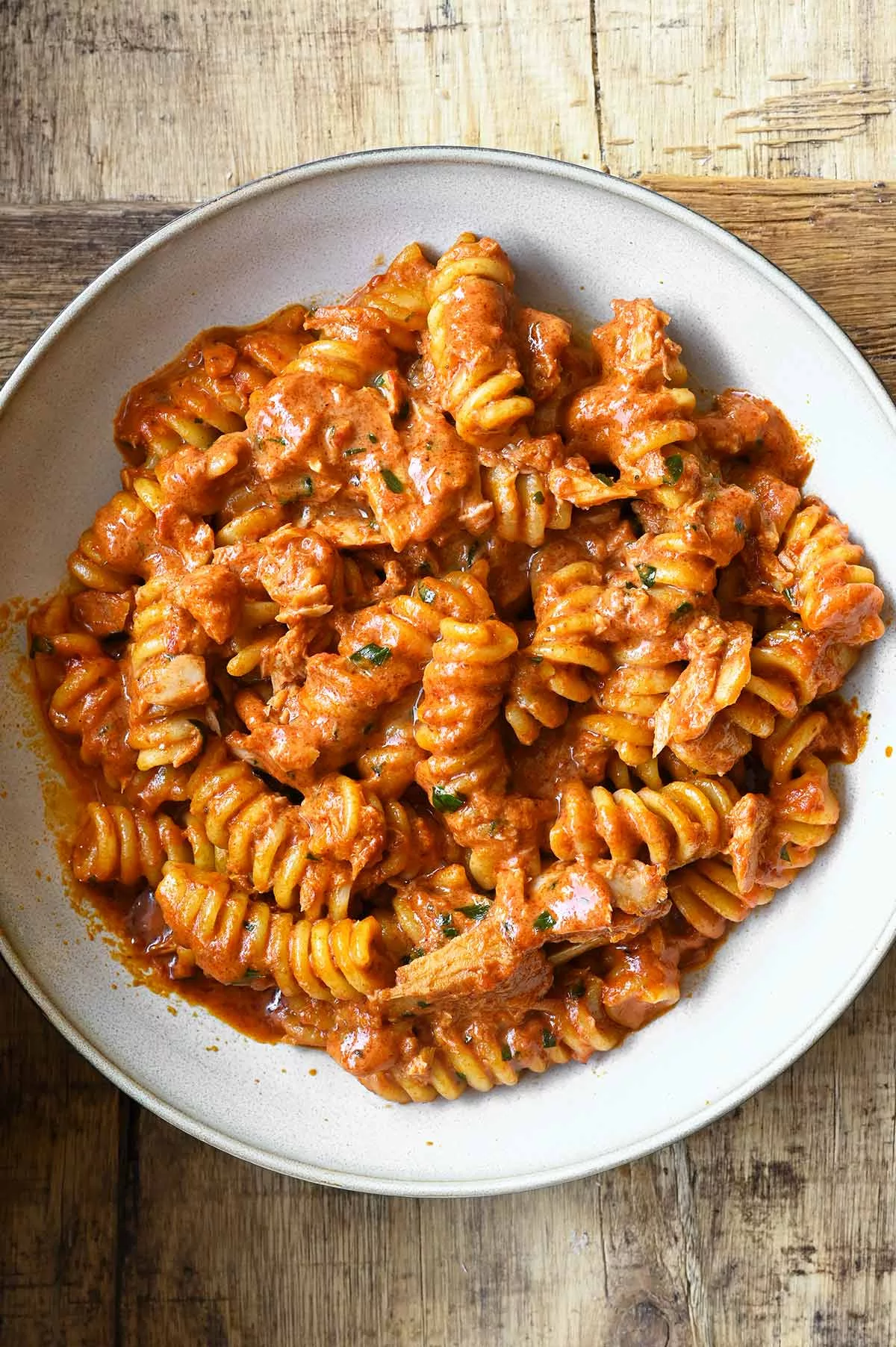 5 ingredient harissa tuna pasta