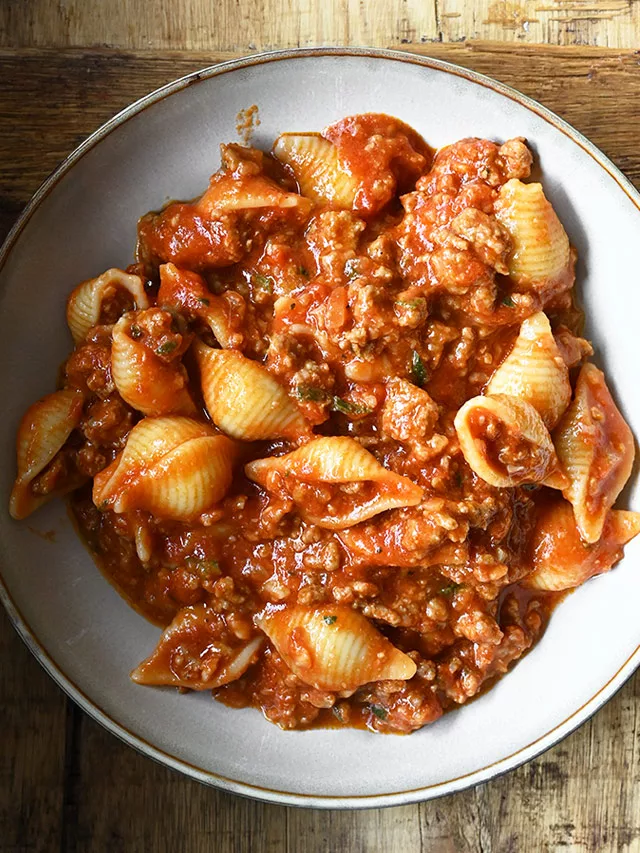 Cheesy Honey BBQ Beef Pasta