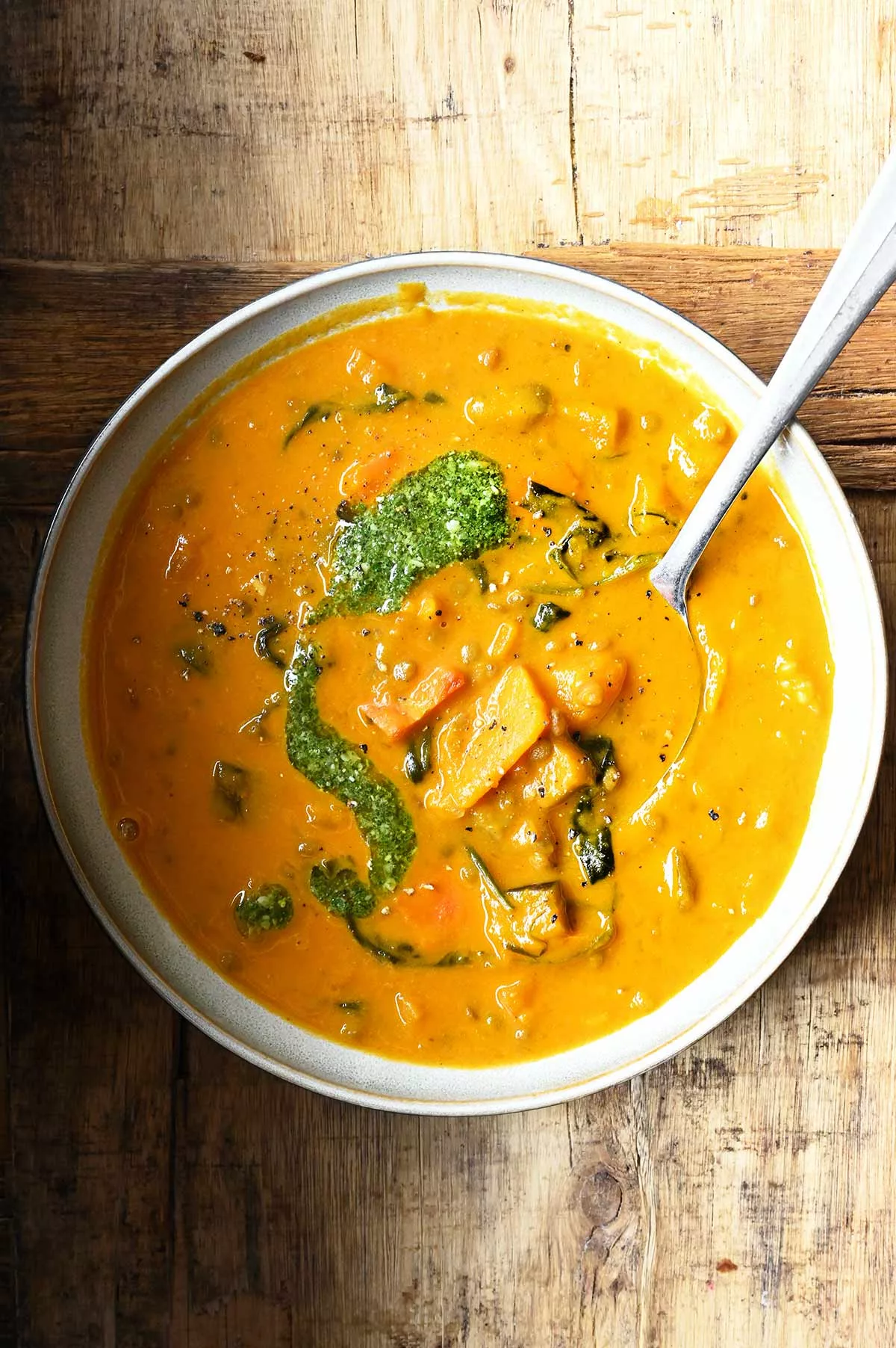 creamy pumpkin lentil soup