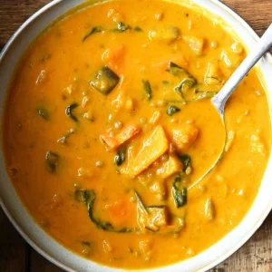 creamy pumpkin lentil soup