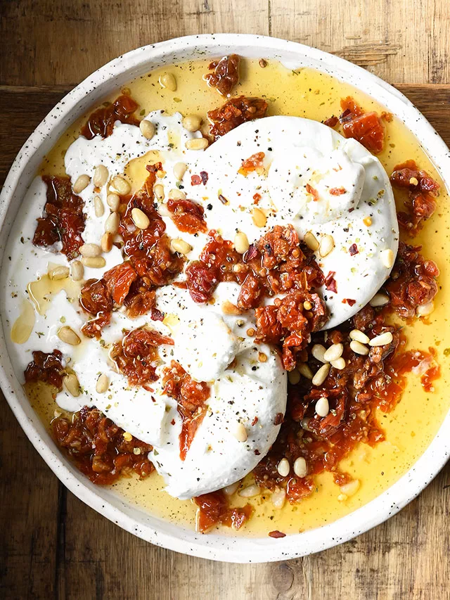 Burrata Sun-Dried Tomato Dip