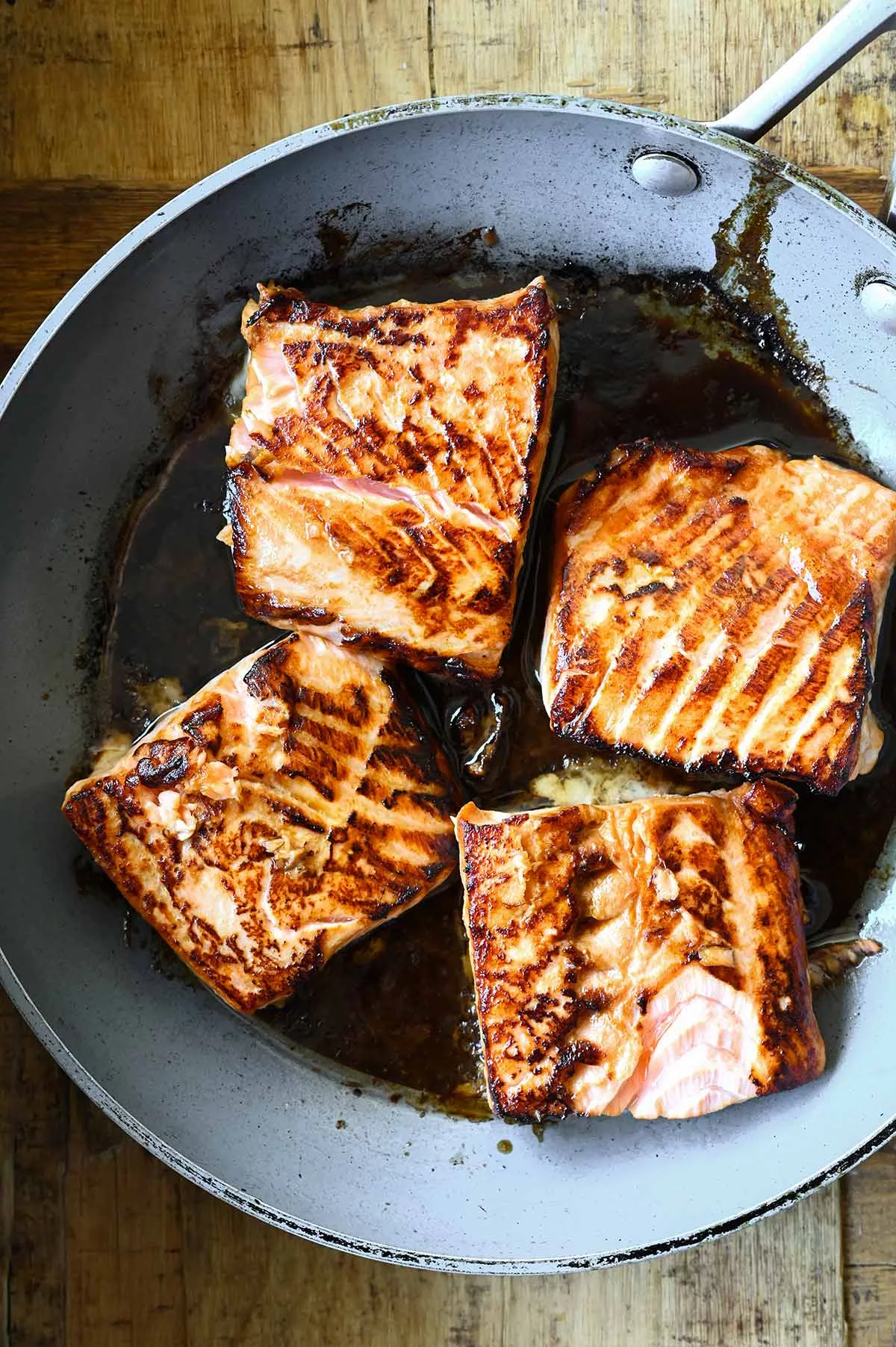 salmon quinoa bowls