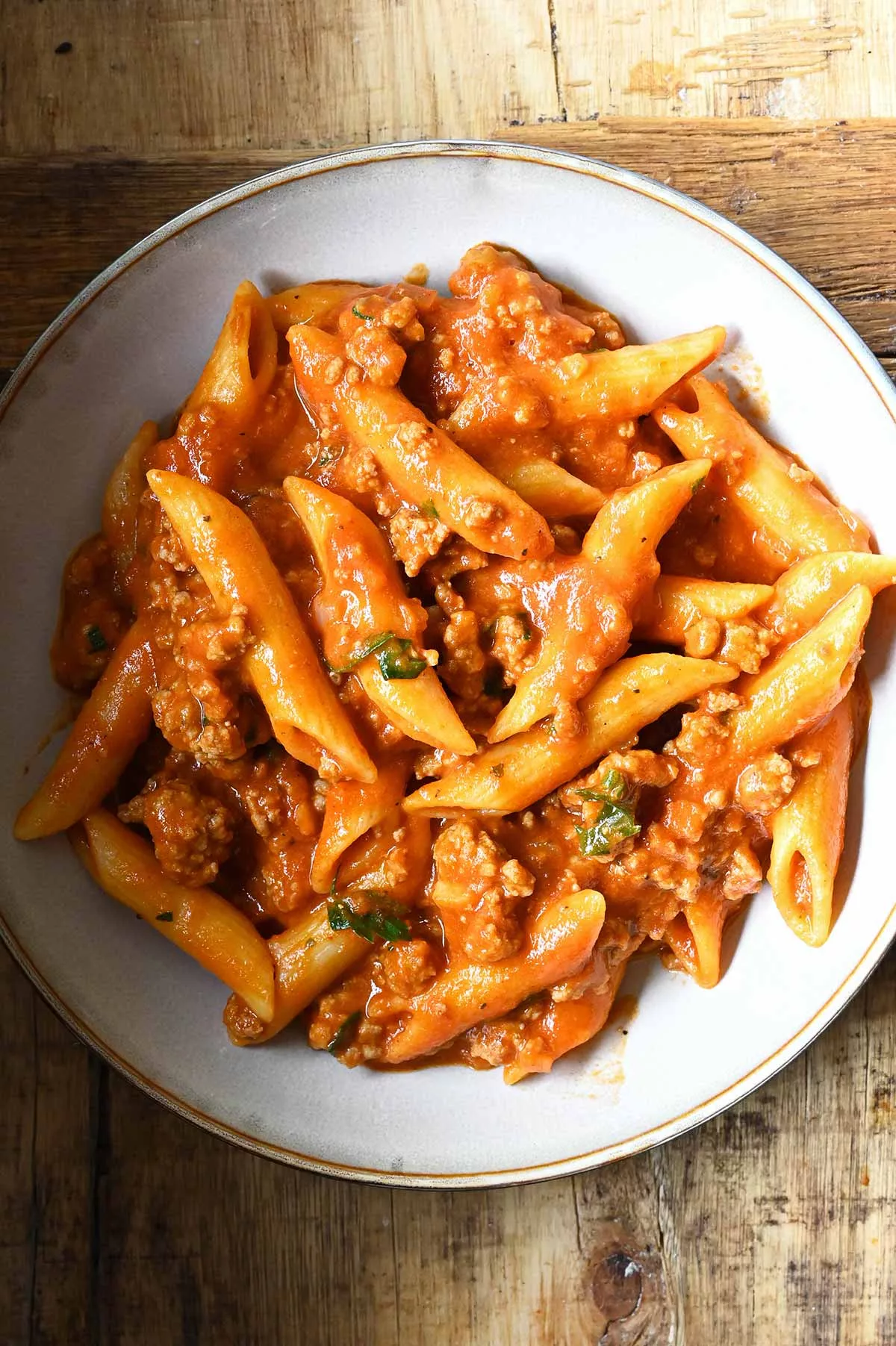 eenpanspasta met gehakt en paprika