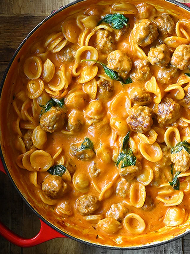 One-Pot Mini Meatball Pasta